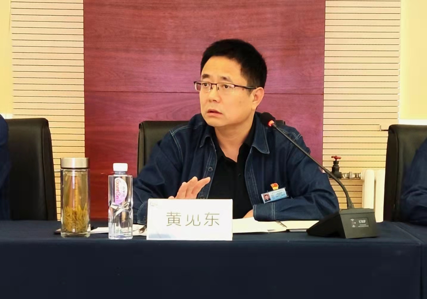 和寧公司召開黨委中心組理論學(xué)習(xí)擴大會議 (2).jpg